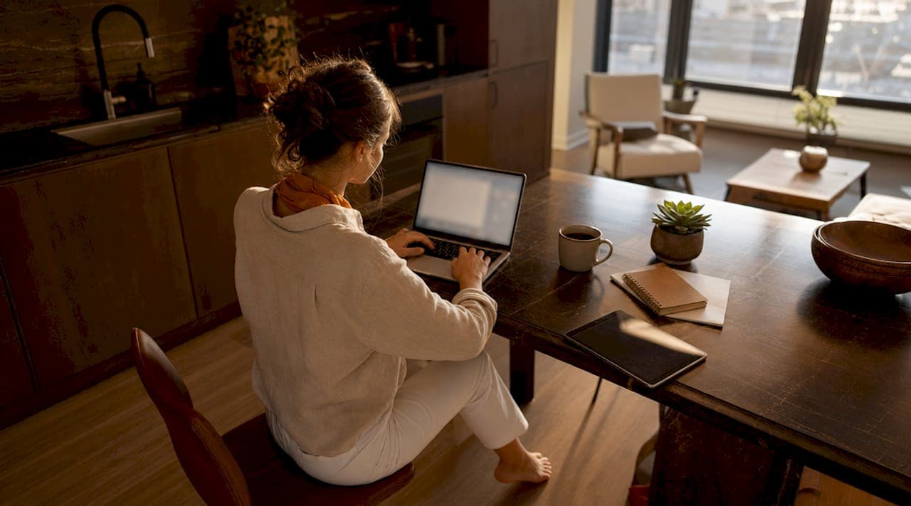 Airbnb vs Private Rental Company Explained